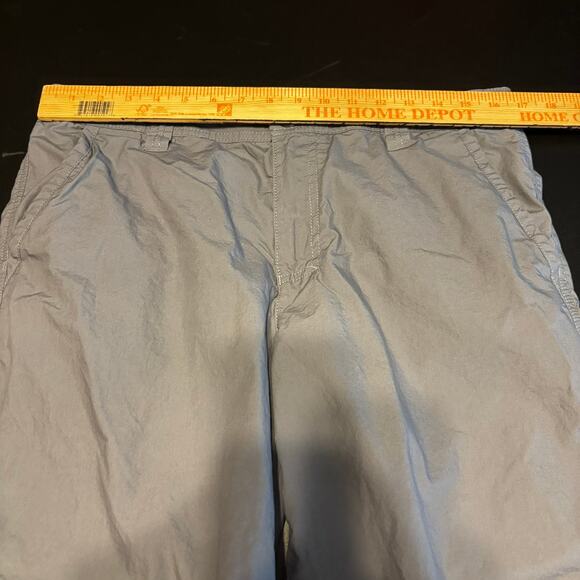 Columbia Men's Size 32 Flat Front 10" Inseam Cotton Gray Chino Shorts - Picture 3 of 7